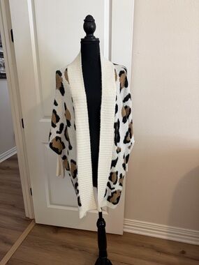 Leopard Print Open Cardigan Sweater - Cream/Tan/Black